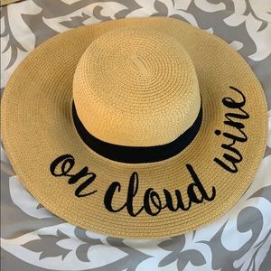 “on cloud wine” floppy hat